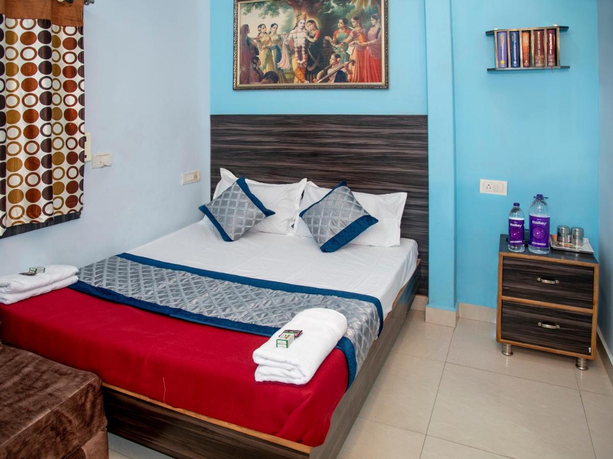 Vrindavan Comfort Inn Hyderabad Esterno foto